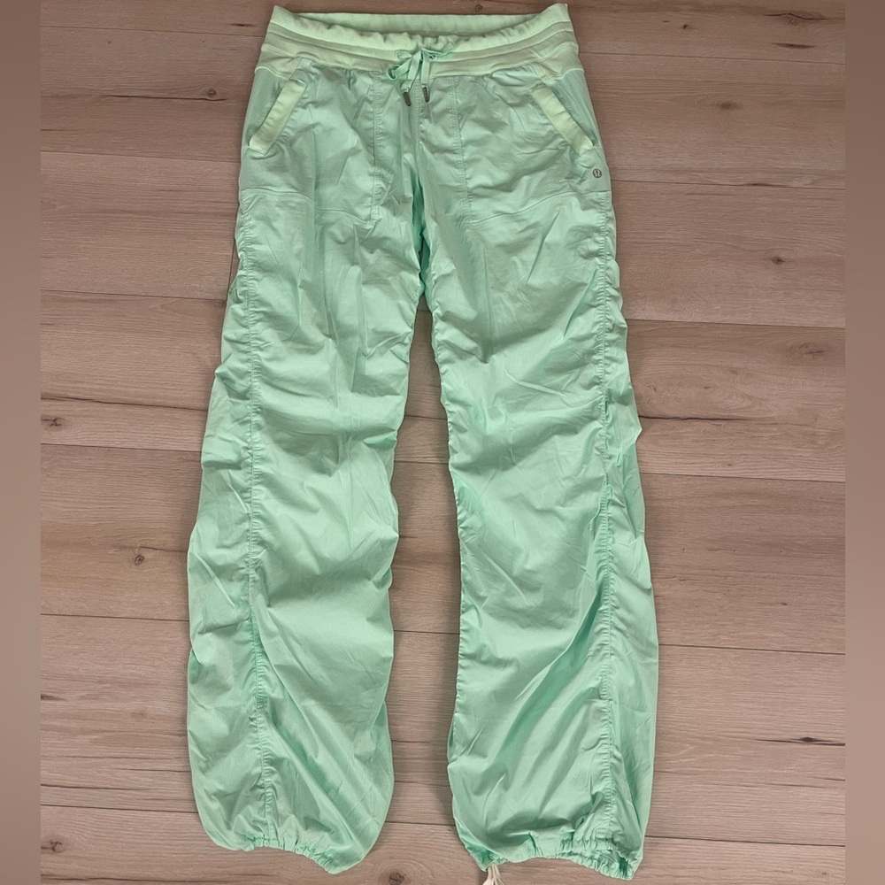 [lululemon] Dance Studio Pant Size 10 - Vintage Mint Green Color